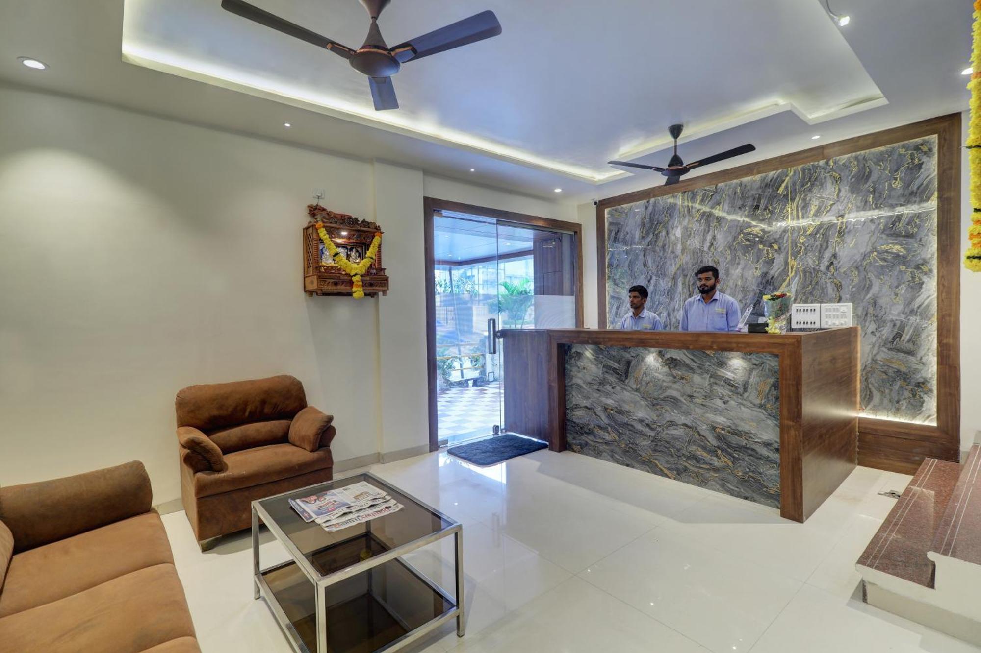 Hotel New Parimeet Residency Navi Mumbai Exterior foto